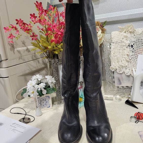 Genuine leather chunky heel boots 7.5 Tall Boots. - Picture 3 of 9